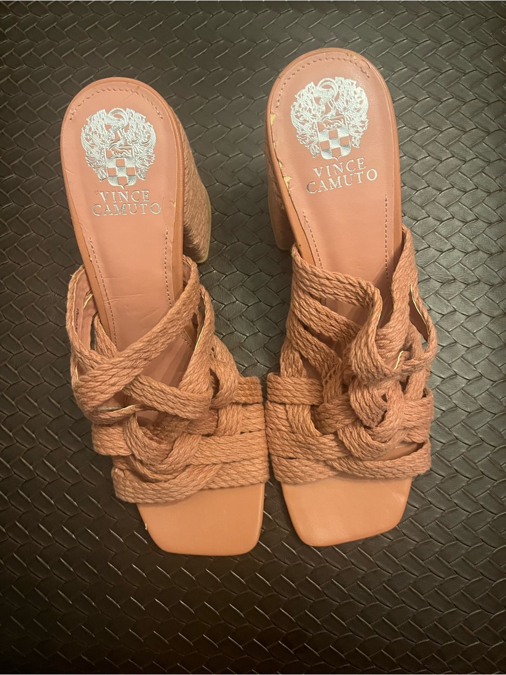 Vince Camuto Rose Pink Woven Sandals Size 9.5 New